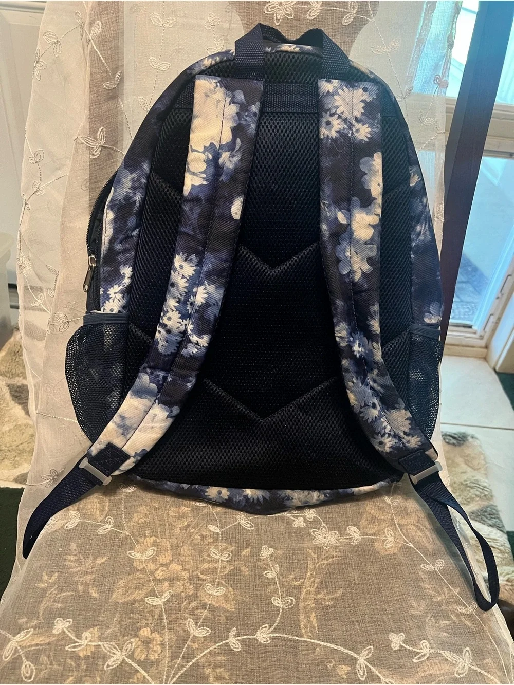 Blue Floral Canvas Backpack –